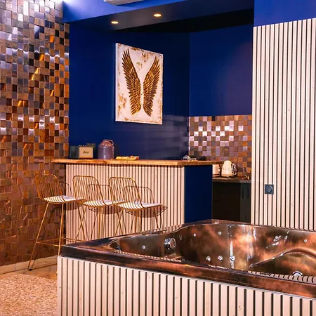 Le Voluptueux - Sauna - Jacuzzi - Centre-Ville Angers Exterior photo
