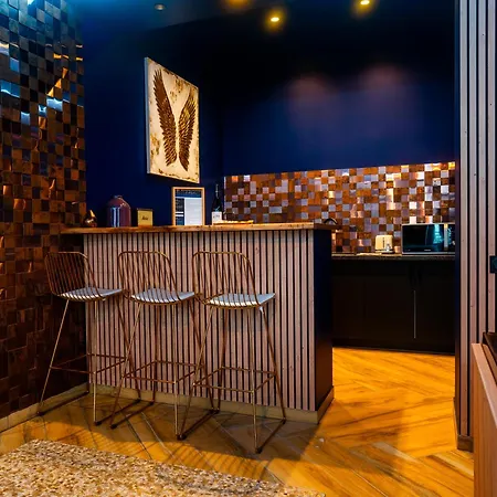 Le Voluptueux - Sauna - Jacuzzi - Centre-Ville Angers Exterior photo