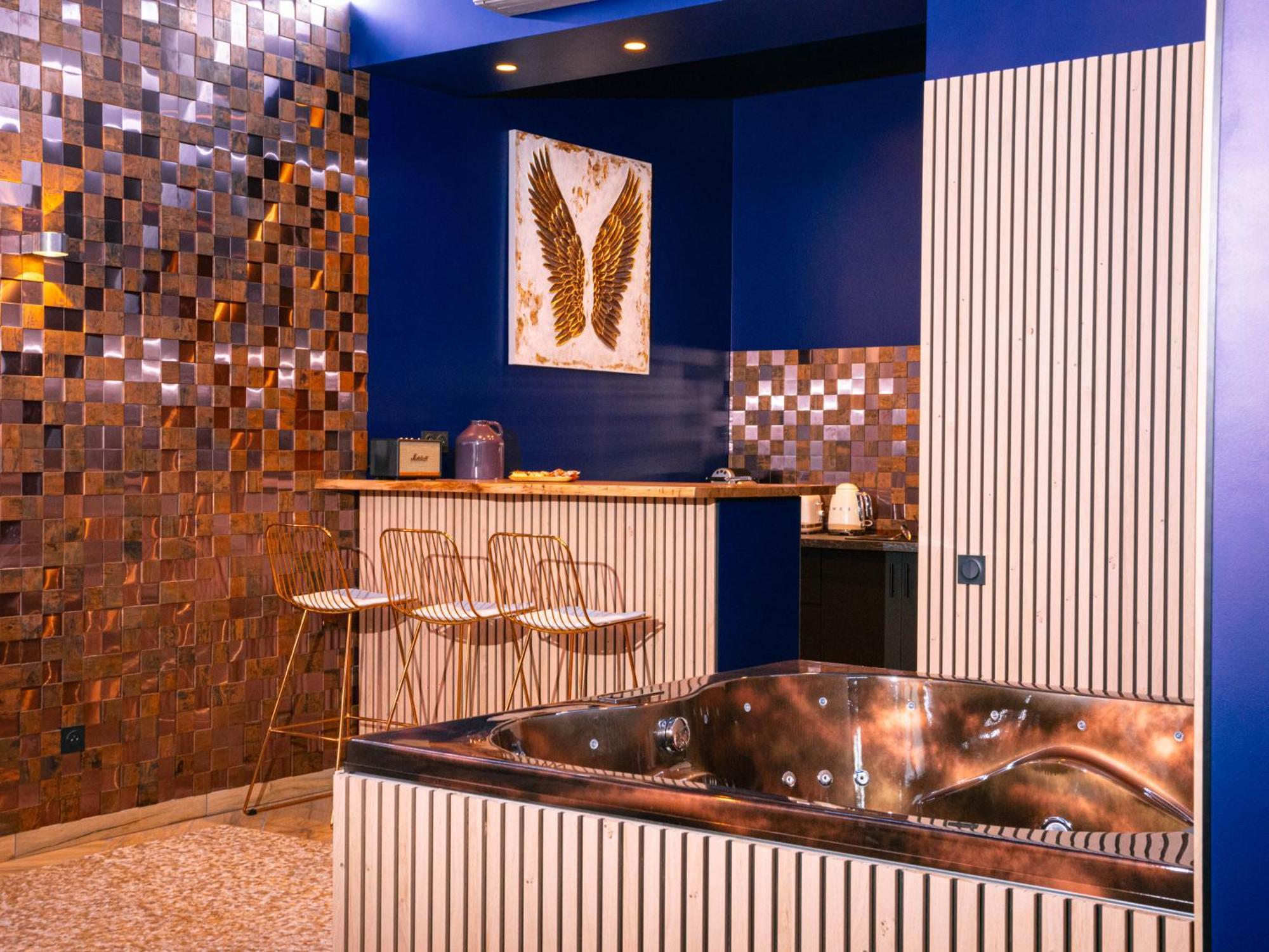 Le Voluptueux - Sauna - Jacuzzi - Centre-ville Angers